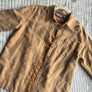 Suede style embroidered women’s Y2K Croft & Barrow shirt size Medium
